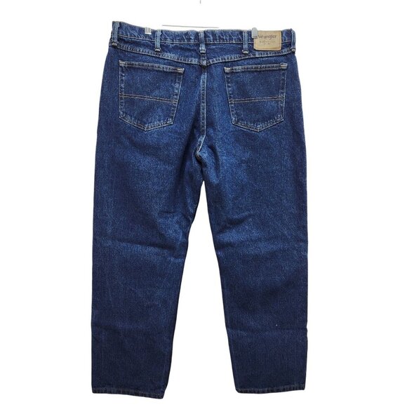Wrangler Authentics Mens Size 38x30 Blue Denim Jeans Straight-Leg Classic Fit - Picture 2 of 7